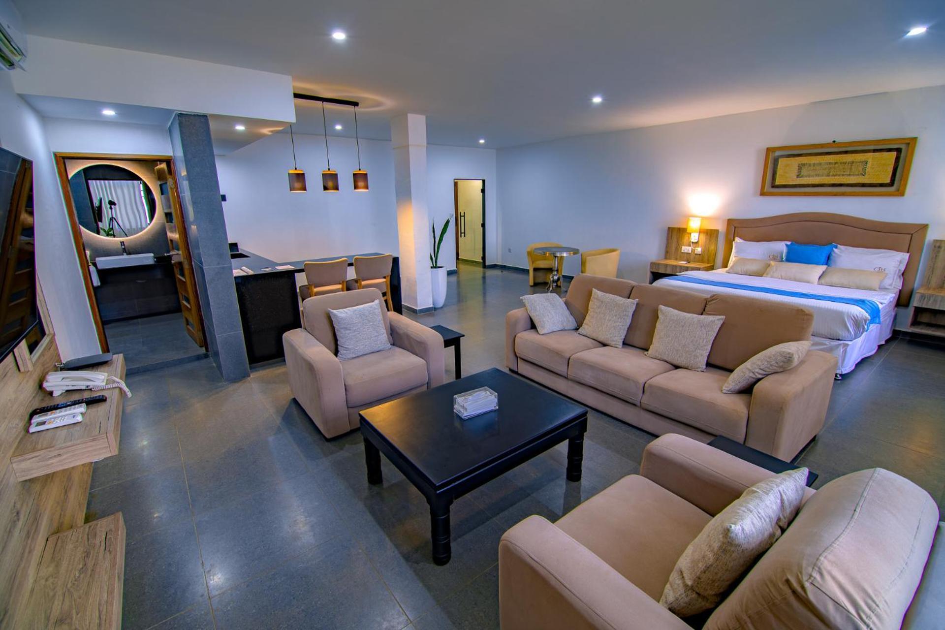 The Country Lodge Hotel Фритаун Экстерьер фото
