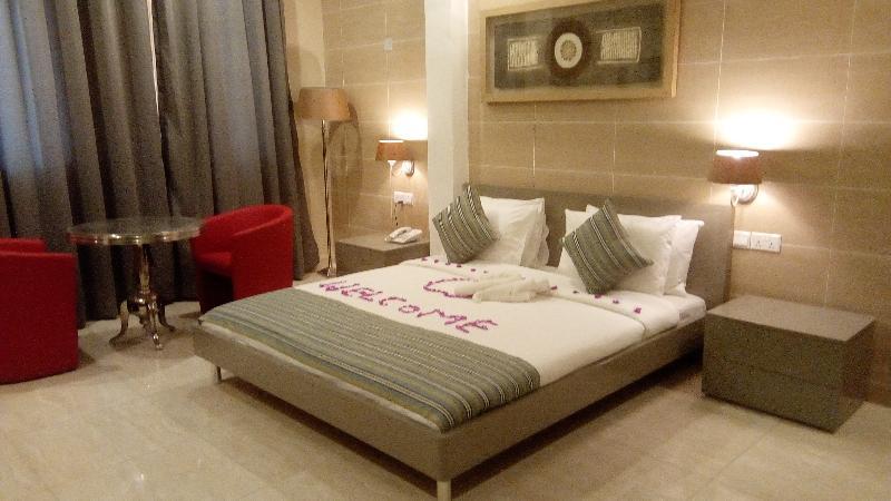 The Country Lodge Hotel Фритаун Экстерьер фото