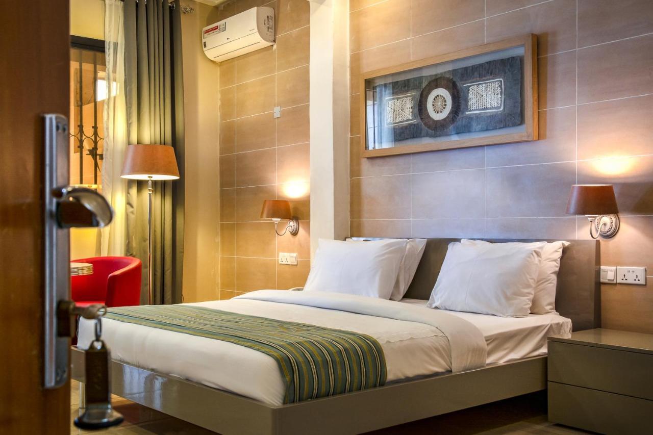The Country Lodge Hotel Фритаун Экстерьер фото