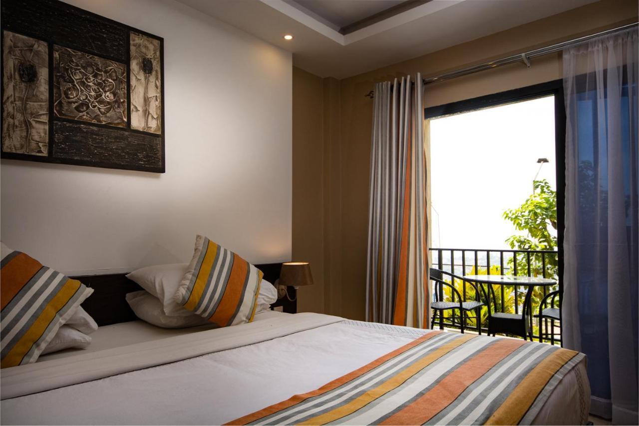 The Country Lodge Hotel Фритаун Экстерьер фото