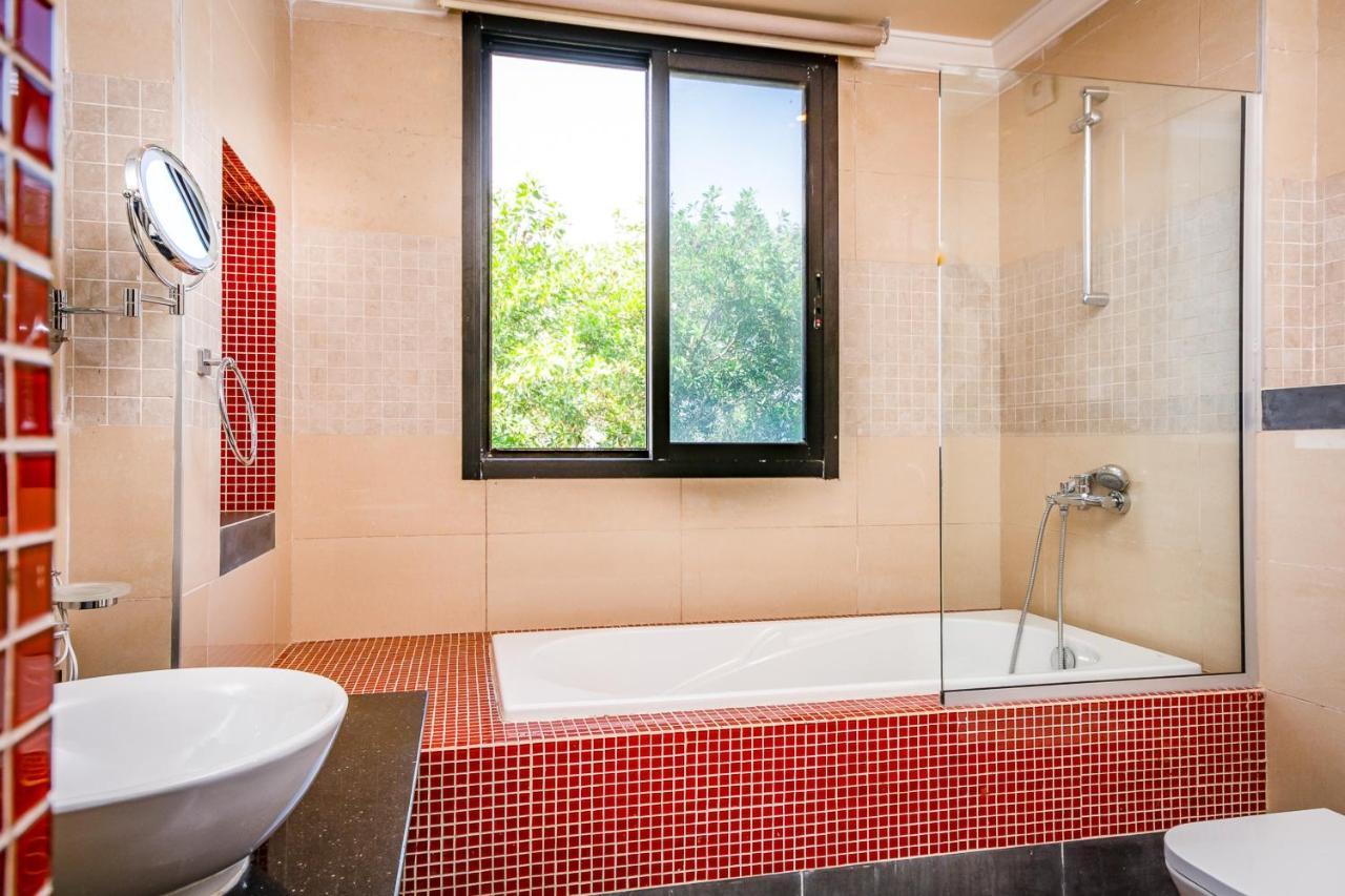 The Country Lodge Hotel Фритаун Экстерьер фото