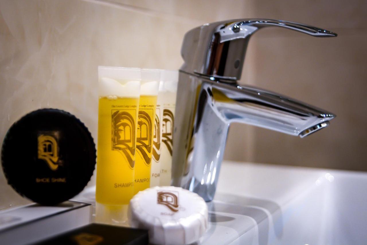 The Country Lodge Hotel Фритаун Экстерьер фото